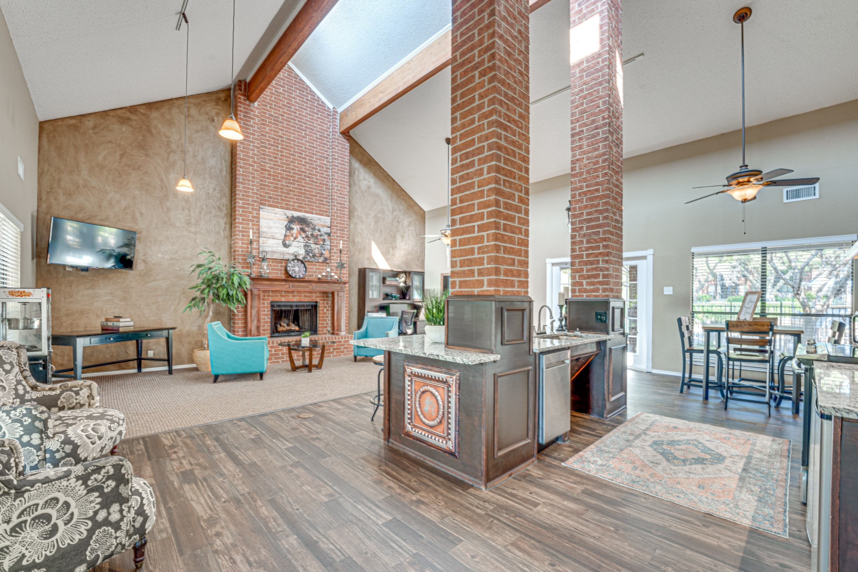 Open Living Room at Bardin Oaks Apartments, Arlington, TX, 76018